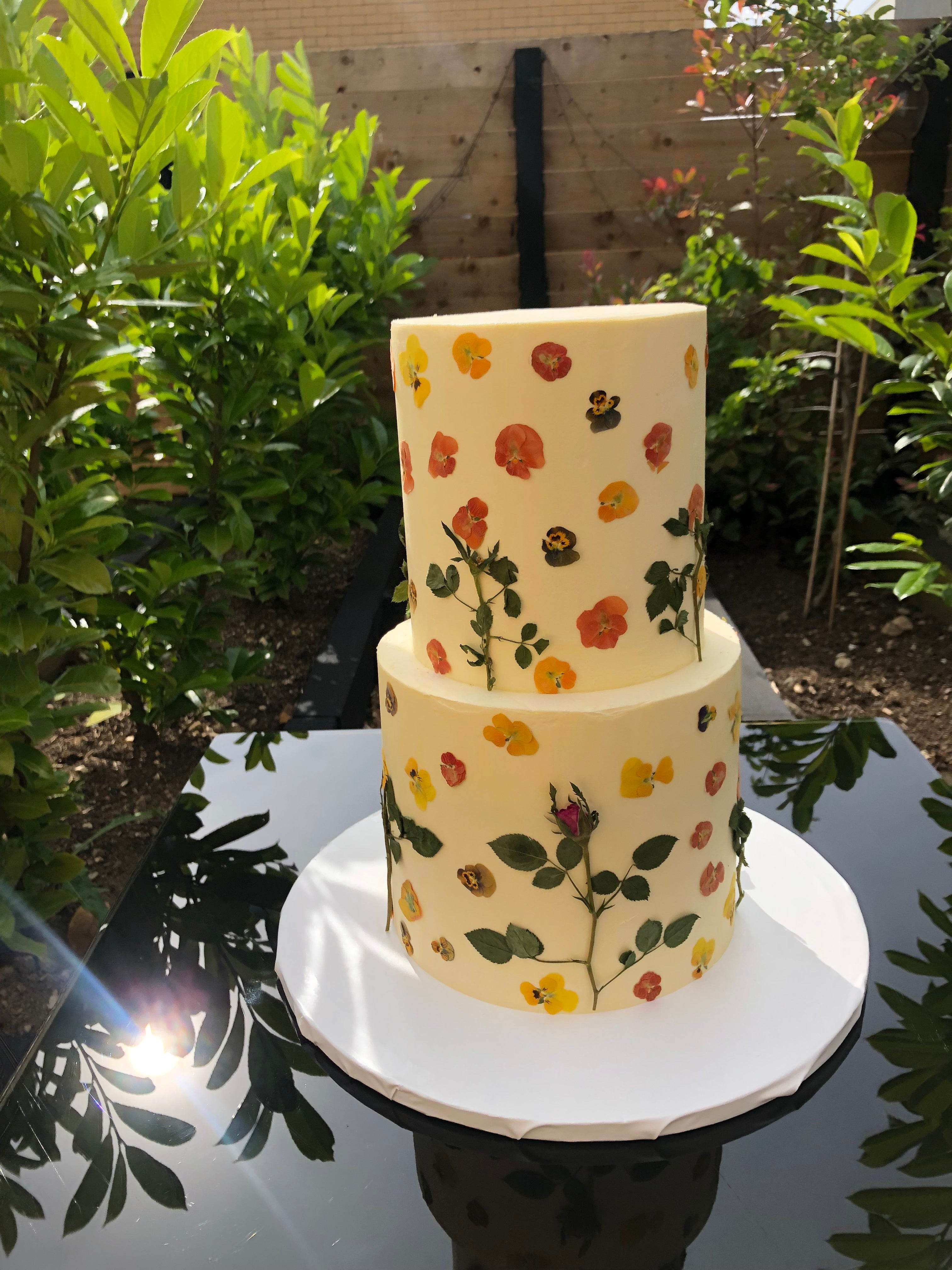 Buttercream Cakes (4 Layers)