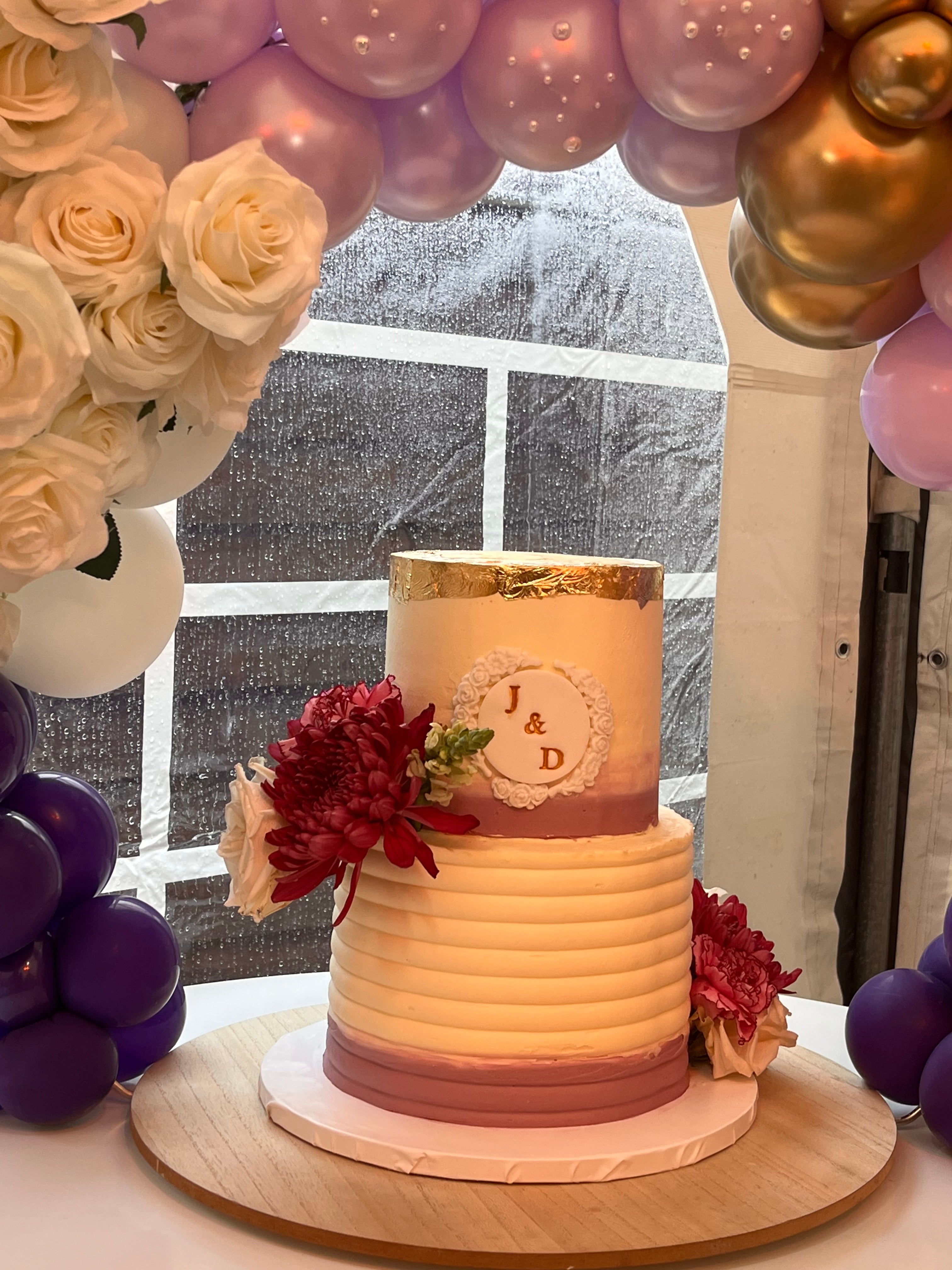 Buttercream Cakes (4 Layers)