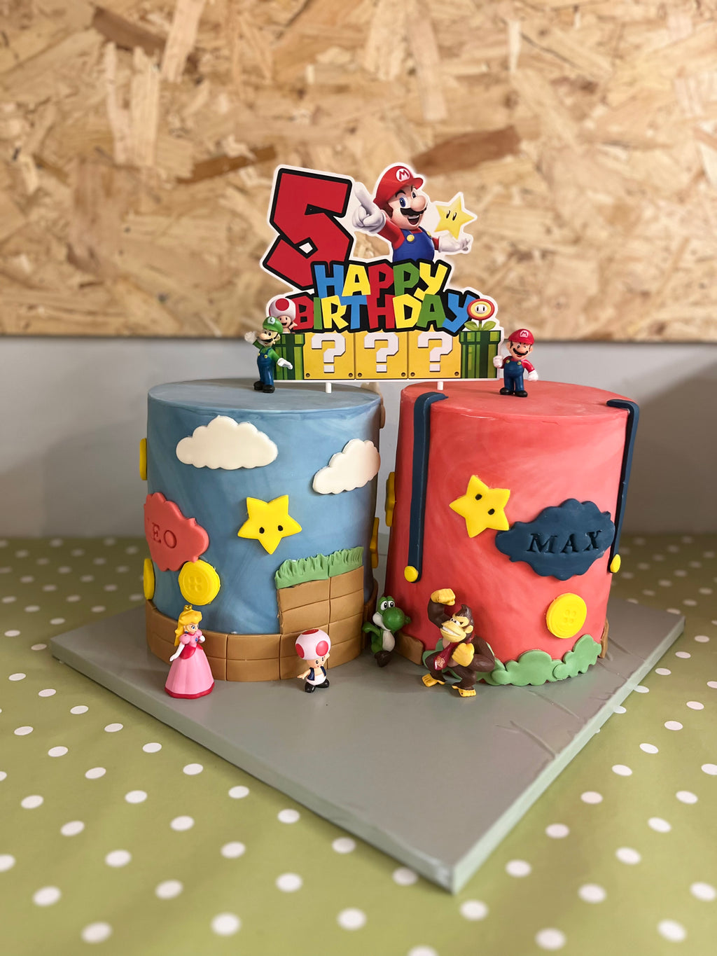 Buttercream Cakes (4 Layers)
