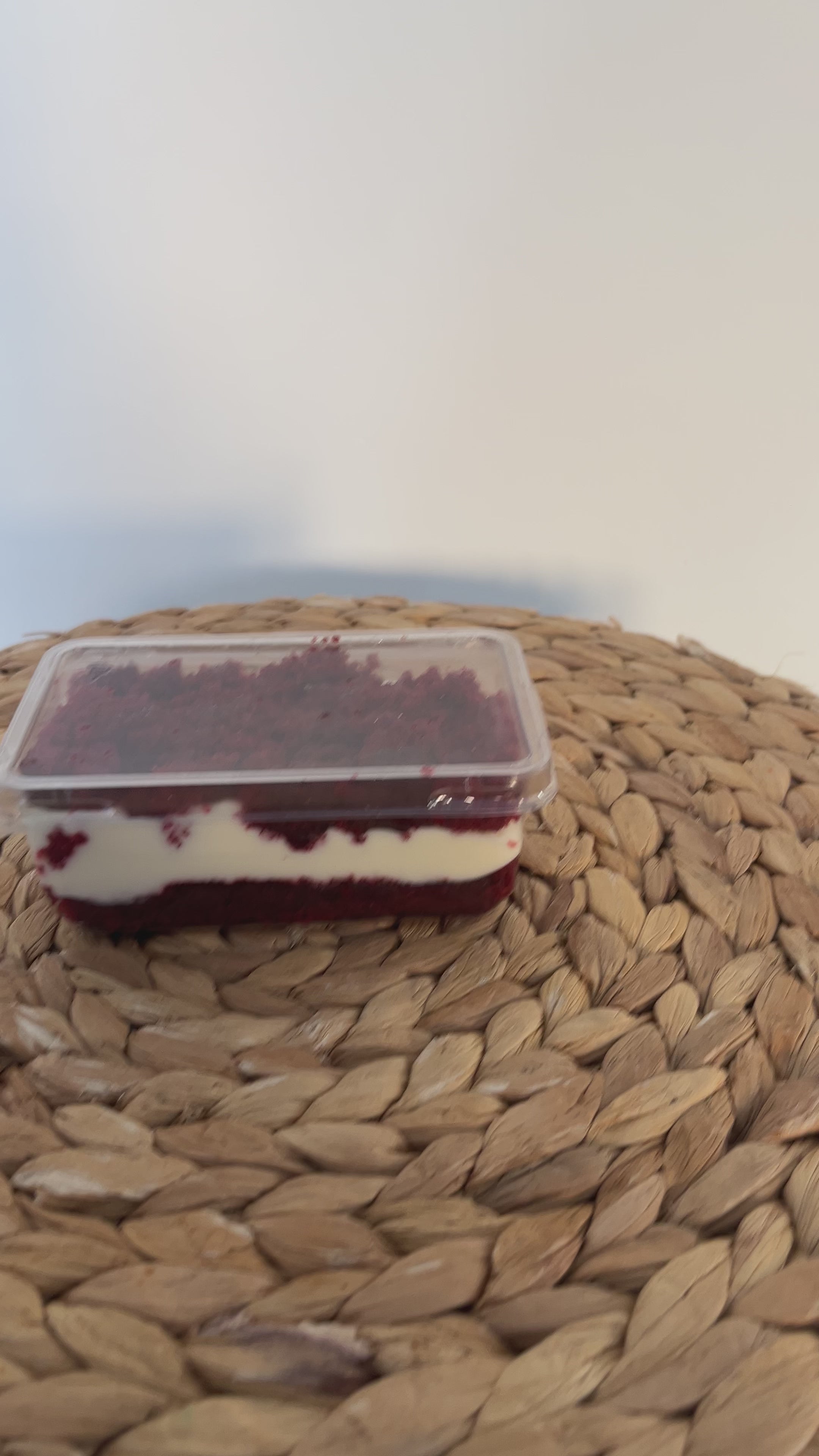 postal cake slices